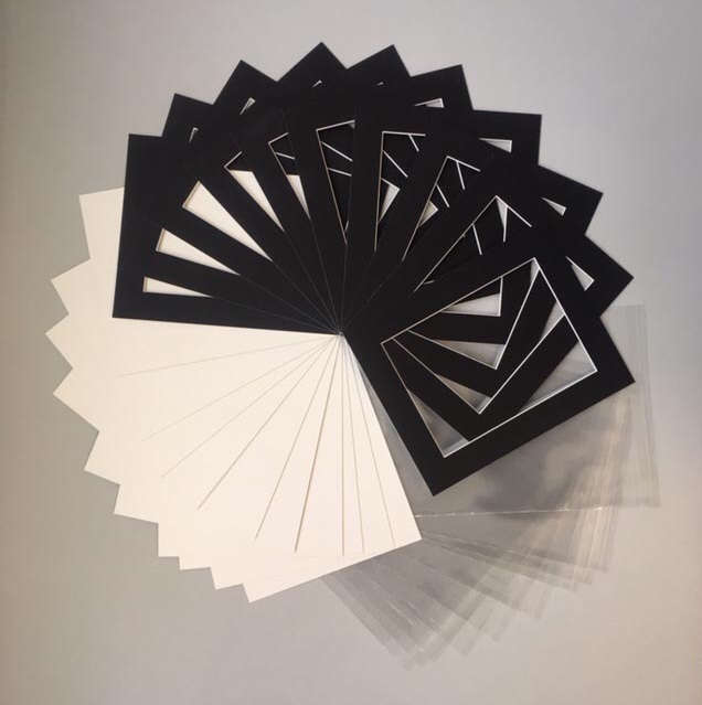 Mount Kits 16” x 12” to fit A4 Black 10 Pack